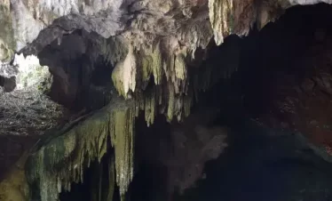 other natural geological formations consisting of stalagmites, stalactites, pillars, flow stones