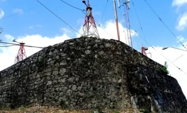 Fort Chacon was originally Churruca’s Observatory which started around 1783 and completed in 1792, is now used as a repeater site for the police radio units.